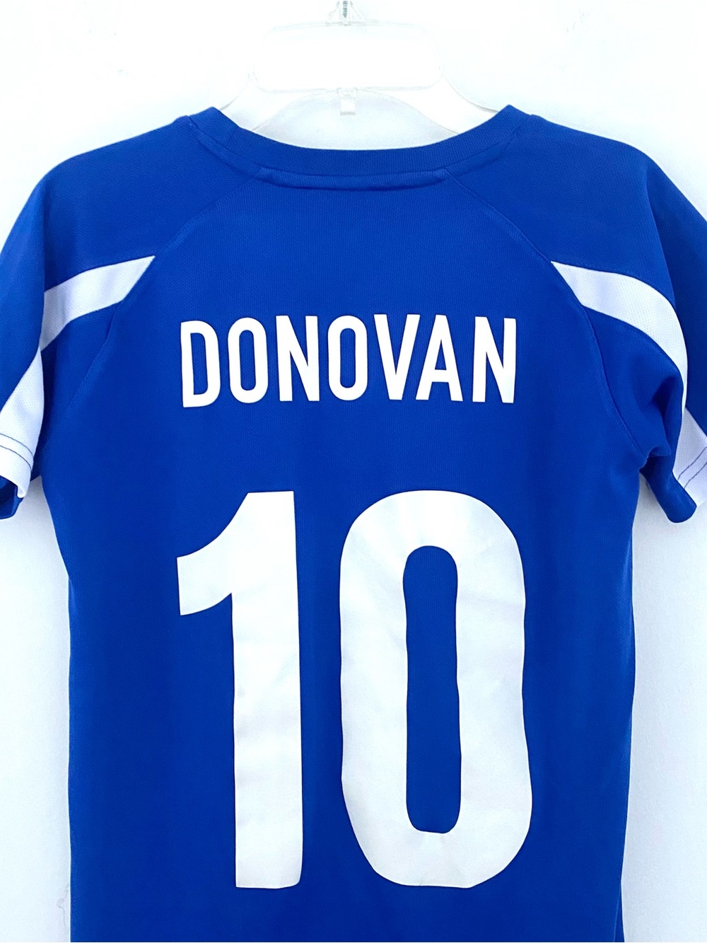 ⚽️BOYS “USA” “Donovan” Soccer Sports Jersey SZ Medium (Y) - Picture 5 of 13
